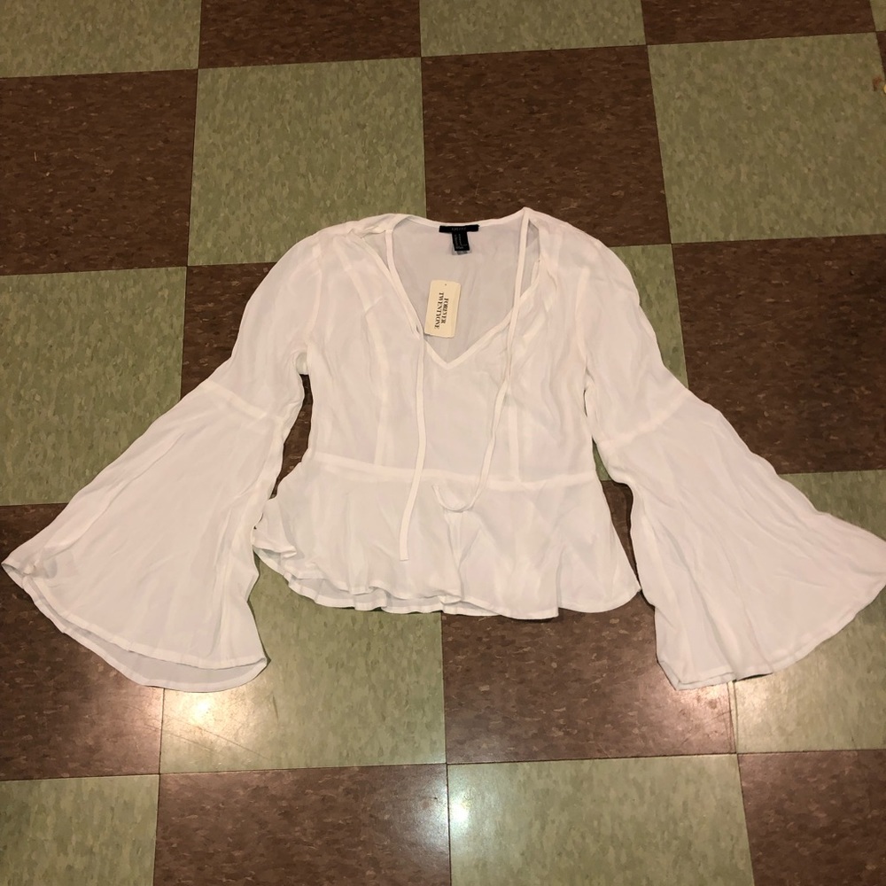 F21 white flare sleeve peplum blouse md